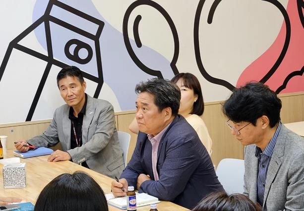 경기도의회 김호겸 의원, 학교 급식시설 방문 '조리종사자 근무환경 개선방안' 논의