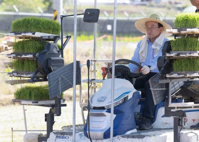 연천군, 풍년기원 모내기 행사 개최