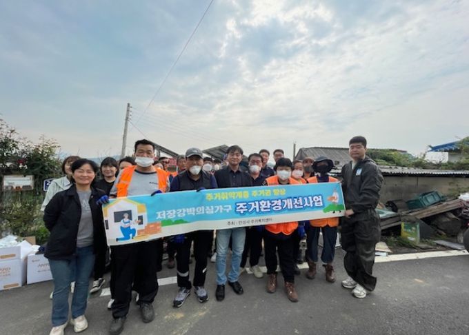 안성시시설관리공단, 저장강박 의심 기구 폐기물 수거