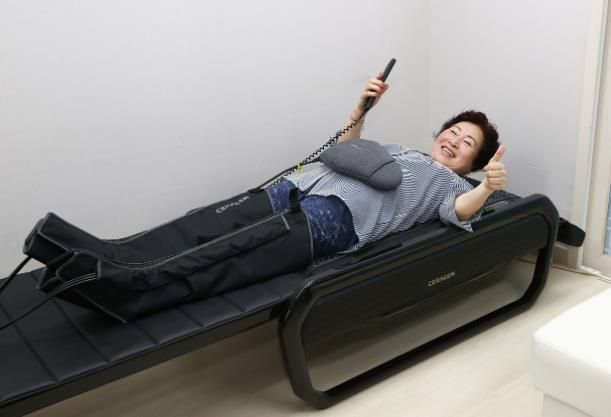 의왕시, 전국 최초 모든 경로당에 척추온열의료기 지원