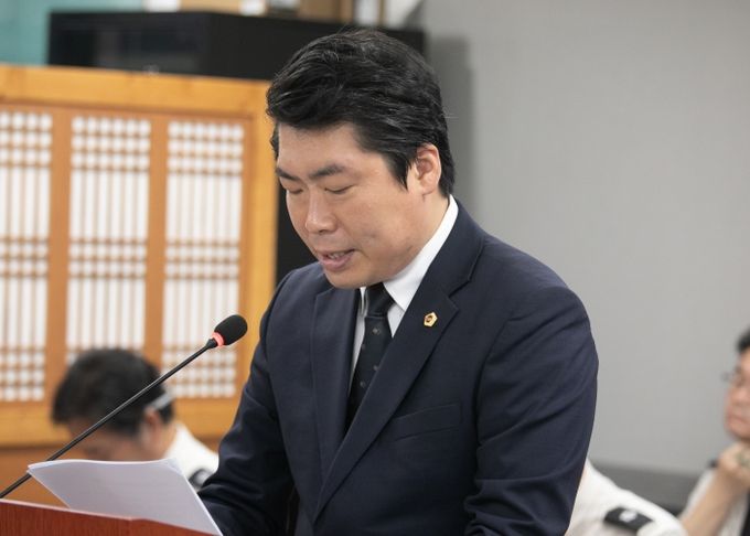 경기도의회 안전행정위원회 유경현 의원(더불어민주당, 부천7)