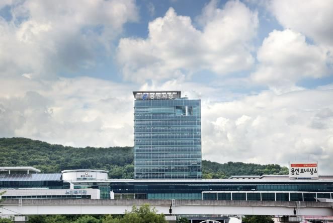 용인특례시청 전경