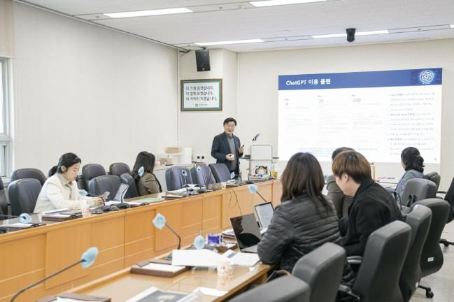 용인특례시의회, 챗GPT를 활용한 의정활동 실습 교육 실시