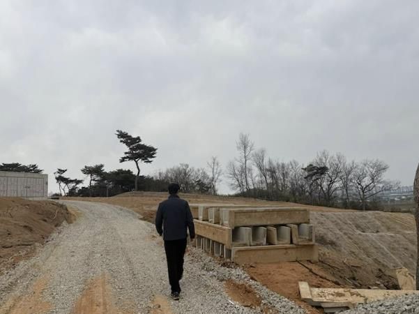 주교리 제1종 근린생활시설(사무소) 및 단독주택 부지 조성 점검 모습