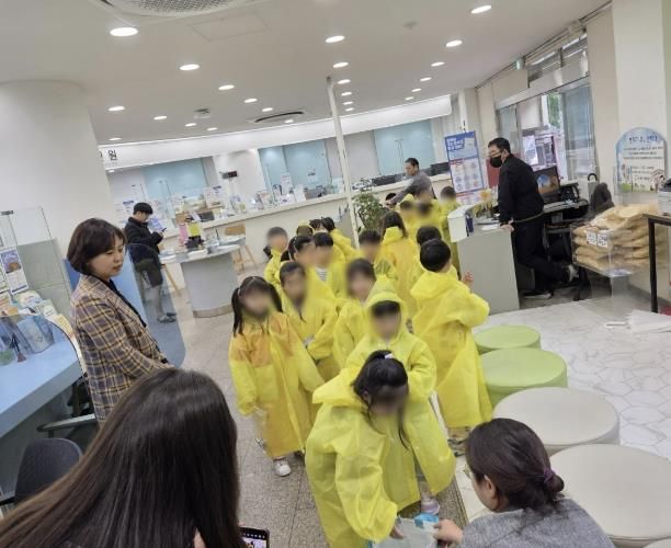 수원시 영통구 영통2동, 고사리 손으로 실천하는 폐자원 교환!