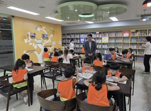 배방 일심유치원 어린이들 견학 모습