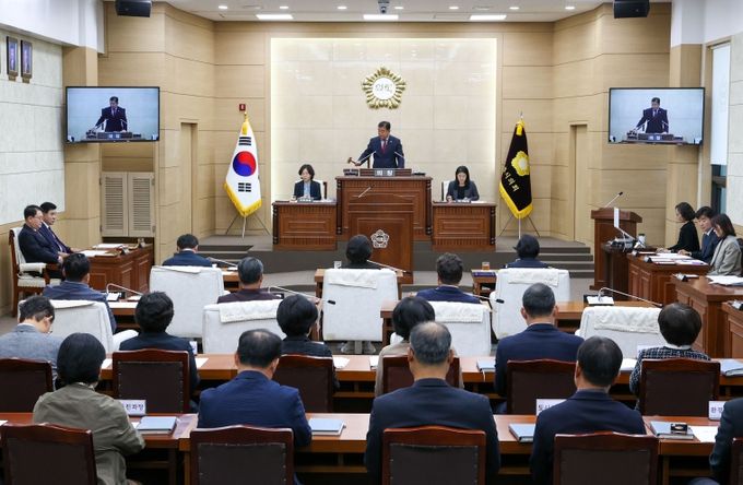 계룡시의회,제184회 임시회 개회