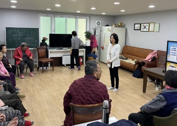 수원시 장안구 정자1동, 디지털 취약계층을 위한 새빛톡톡 홍보 실시