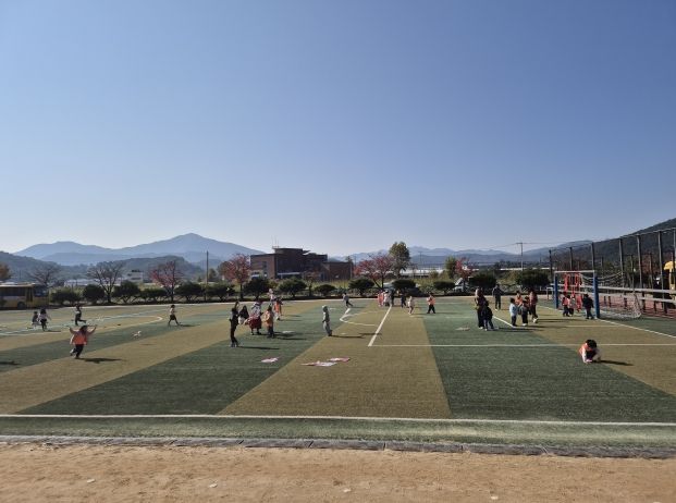 감성초, ‘꿈꾸는 마술 상자’ 마술쇼로 어린이 창의력과 자신감 키워