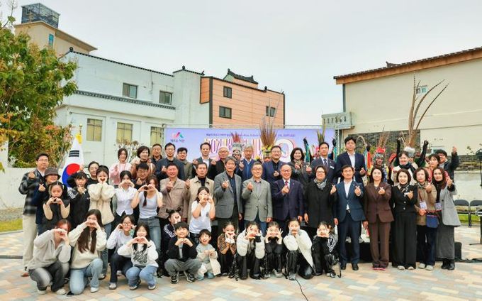 지난 8일 그린문화마당에서 열린 2025 도시재생 축제 ‘나와유’