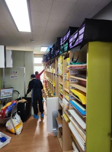 서산교육지원청 학교지원센터, 서산동문초 도서실 정리 지원 실시