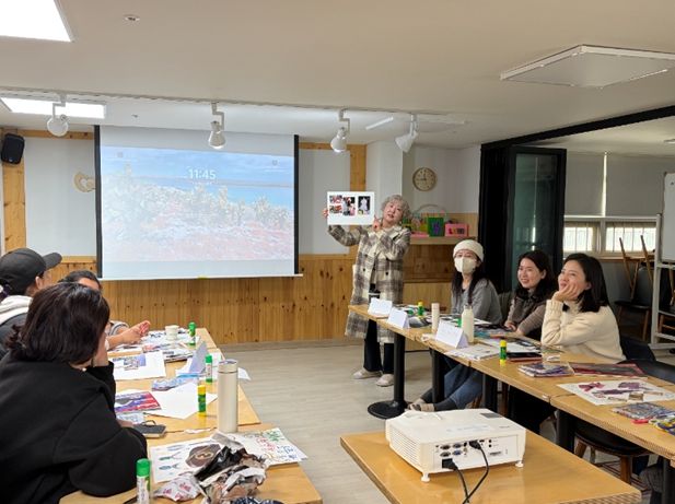 그림책 테라피 활동 모습