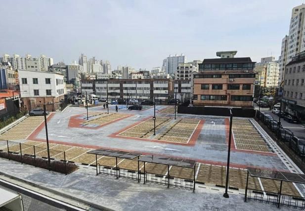 친환경 주차장으로 조성된 향동 제1공영주차장