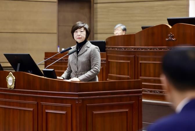 천안시의회 김길자 의원, 시정질문 통해 시장 궐위 속 천안시민프로축구단 단장 신규 임명 강행 ‘질타’