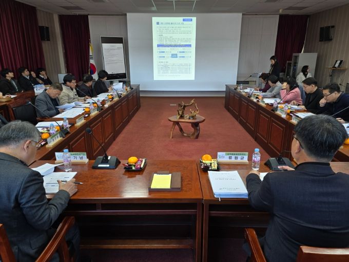 지난 25일, 청양군 농업산학협동심의회를 개최하고 27억 규모의 시범사업 대상자를 확정했다.