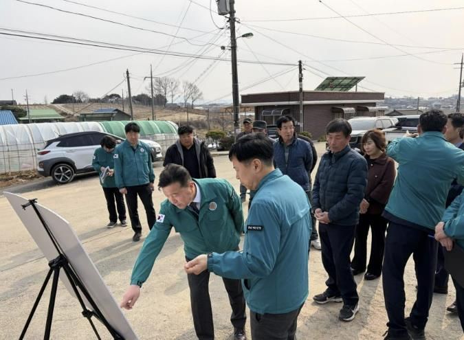 예산군수 사업장 현장답사 모습
