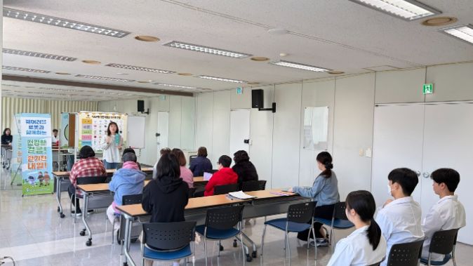 1. 천안시 서북구보건소가 웨어러블 로봇 활용 신체활동 프로그램을 운영하고 있다.