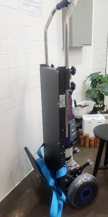 재)광명시자원봉사센터, 지역사회 음식나눔 활성화를 위한 채움부엌에 구름산도당굿보존회 무릉도원, 전동 이동 카트 제공