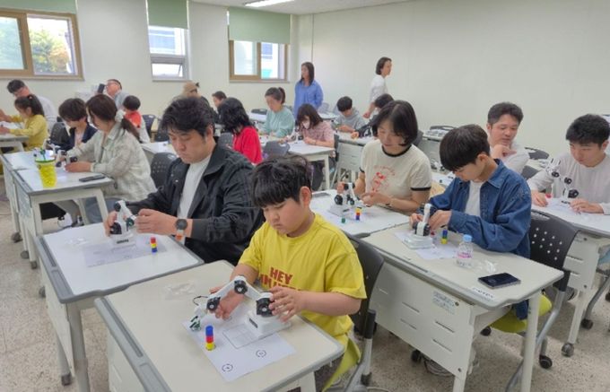 경기도교육청미래과학교육원,‘2026 자녀와 함께하는 소프트웨어·인공지능 교육’ 추진